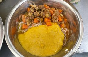 Tomato Beef Noodle Salad