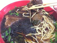 -小龙大肉面馆