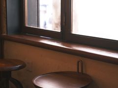 靠窗位-RUMORS COFFEE ROASTERY鲁马滋咖啡(湖南路店)