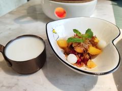 -蜜桃花开·中西融合菜E&W(南长街店)