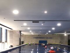 -小蓝鲸游泳培训基地(石景山店)