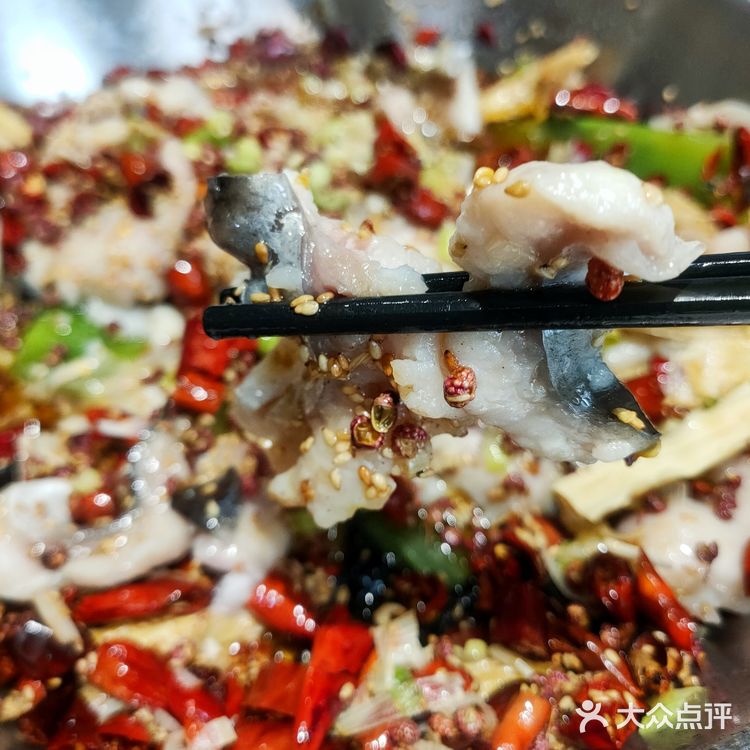 没有刺的鱼吃起来真方便！