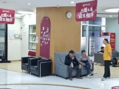 -雅悦齿科(顾村公园店)