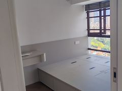 -百安居装修建材卖场(泰然店)