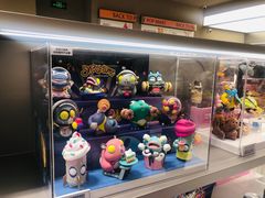 -泡泡玛特POPMART(蓝色港湾店)