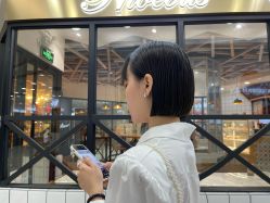 -Kraemer Paris  苏豪路易士·嘉玛发廊