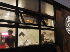 门面-龙治汉堡(中华城店)