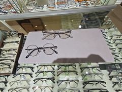 -三叶眼镜城批发市场(上海火车站店)