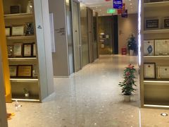 -柏乐口腔医院·舒适化无痛种植牙中心(东盟商务区院)