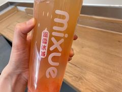 蜜桃四季春-蜜雪冰城(万达广场4楼店)