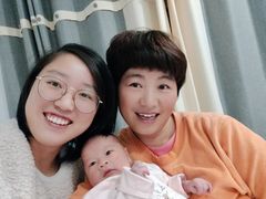 -爱的果实月嫂育婴师(世纪东方店)
