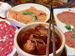 -城墙拐拐火锅(三峡广场黑金冠店)