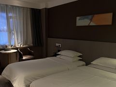 -天港漫非酒店(宁波火车站联丰地铁站店)