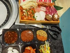-烤路里·韩国品质自助烤肉(石路天虹4号店)