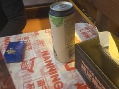 -威记烧嘢·南宁烧烤·超级生牛(绿地店)