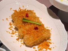 避风塘九肚鱼-新荣记(南京西路店)