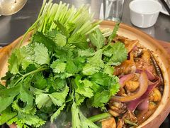 -胡须佬鸡煲四季火锅店(石厦西村直营店)