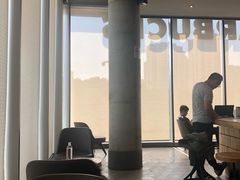 -星巴克臻选(湖滨道店)