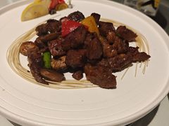 黑椒菌皇京葱牛仔粒-千灯盛汇·头牌粤菜(致越优城店)