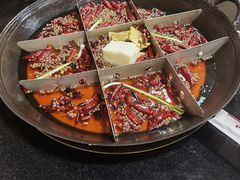 -利姐牧牛匠老火锅(兰花店)