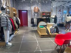 -NIKE KICKS LOUNGE体验店(北京新中关店)