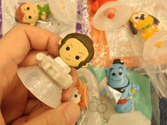 -麦当劳(展览馆店)