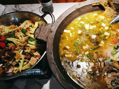 -小凤庭·地道湖北菜武昌鱼·铫子藕汤(黄鹤楼店)