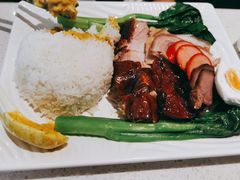 新发八宝饭-香港新发烧腊茶餐厅(书城店)