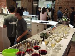 -潮一不贰·法式甜品·生日蛋糕·西式简餐(外滩店)