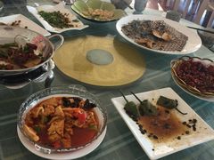 -天天向上素食餐厅(五台山店)