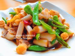 藕尖小炒肉-万景饭店·鱼街农家菜