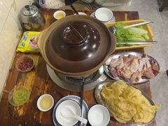 -威邵鸡煲(西华路总店)