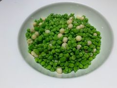 鸡头米甜豆-RIVIERA 松鹤楼(外滩店)