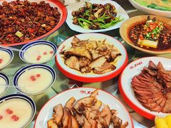 -老鼎万春卤菜(五代传承创始老店)