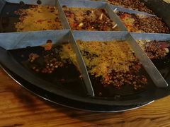 -岗上渣渣老火锅(两路口店)