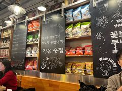 -WOW LUCKY创意韩料(龙阳广场店)