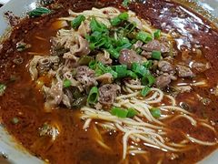 -丁丁猫重庆小面(徐州路店)