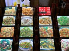 -何氏排骨(左家塘店)
