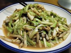 -康平锅贴馆时令海鲜(大润发店)