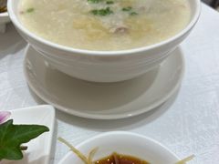 猪肝粉肠粥-龙悦湾酒家·八阵鱼生·渔人码头店