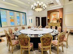 -梅龙镇酒家(南京西路总店)