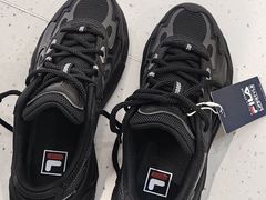 -fila(日月光中心广场店)