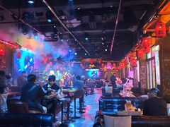 -喜鹊音乐酒馆(西街店)