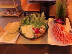 杂菇拼盘-淼福猪肚鸡·椰子鸡火锅(大沙地店)