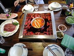 -二荆条·蜀鲜汇城市森林火锅