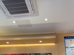 -华记煲仔华·煲仔饭(人和店)