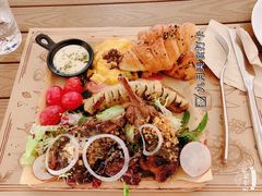 -Mark&Mars Restaurant
