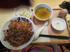 -熊吞·大碗丼烧肉饭(济宁万达广场店)