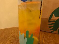 -星巴克(武汉欧利新天地店)