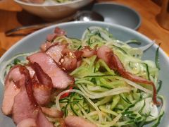 猪颈肉沙拉-saigon saigon | 西贡西贡(滨北店)